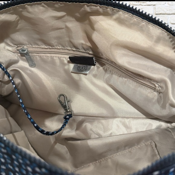 Like New HB7515 Flora Kipling small duffle/crossbody bag - Picture 10 of 11